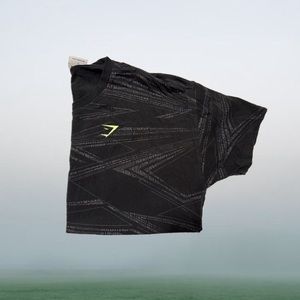 Gently loved - Women’s Gymshark oversized t-shirt